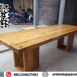 Meja Makan Vila Mewah Kayu Jati Tebal